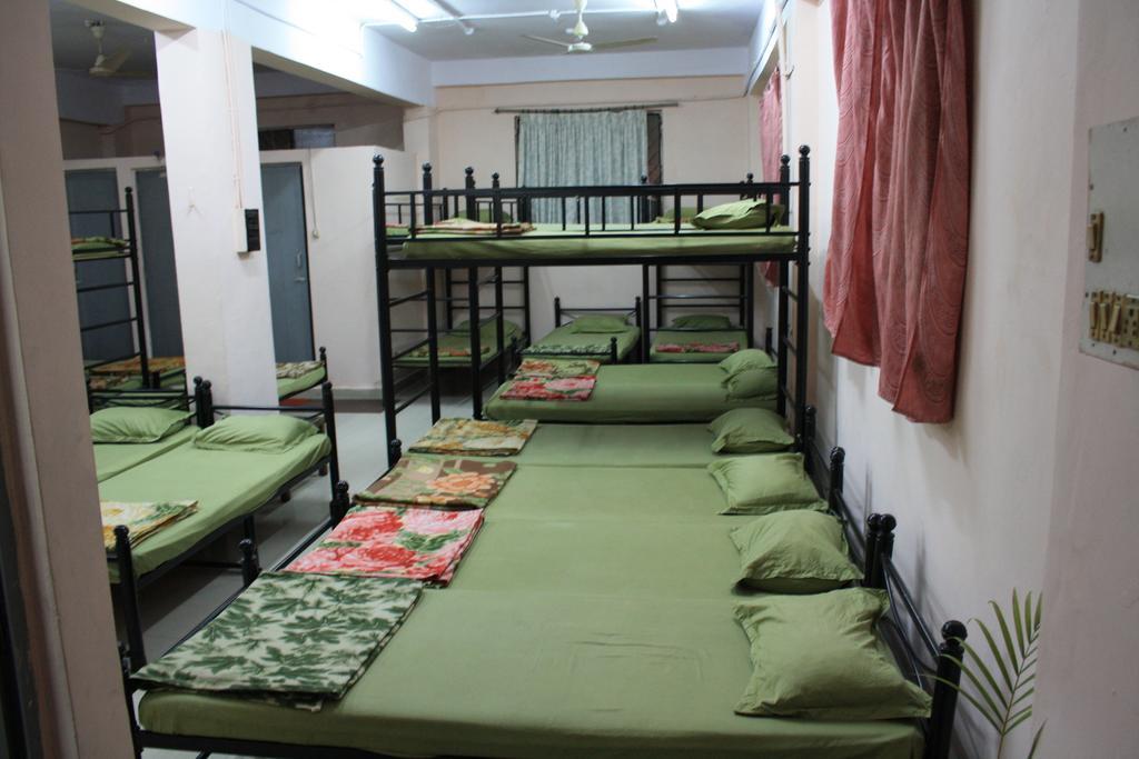 Minerva Residency Hotel Bangalore Bilik gambar